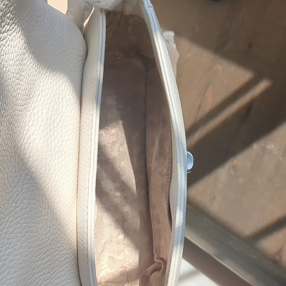 NWT Karl Lagerfeld Paris Agyness White and silver leather crossbody purse - Picture 15 of 15
